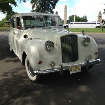 Excellent Limo & Livery - Our 1955 Austin Princess - Limos Near Me - Wayne, New Jersey Excellent Limo & Livery - Our 1955 Austin Princess - Limos Near Me - Wayne, New Jersey