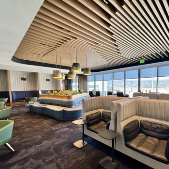Alaska Lounge - Terminal 1 - Inside - Airport Lounges Near Me - San Francisco, California Alaska Lounge - Terminal 1 - Inside - Airport Lounges Near Me - San Francisco, California