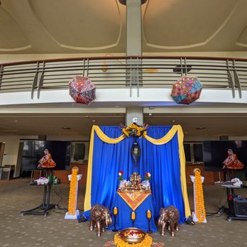 Cornish Playhouse - Setup - Performing Arts Near Me - Seattle, Washington