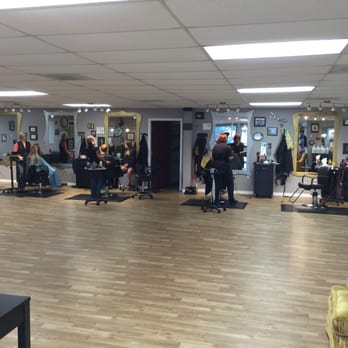 Paper Rock Scissors Salon and Day Spa - Women's Clothing Near Me - Winnie, Texas