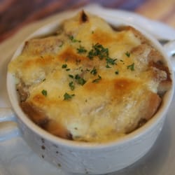Gasthaus zum Hirsch - Zwiebelsuppe