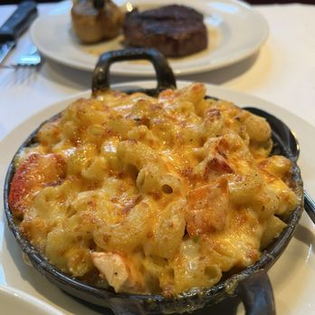 Hendrick's Tavern - Lobster Lobster Truffle Mac & Cheese - Bars Near Me - Roslyn, New York