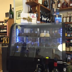 Holte Vinlager Østerbro - Lidt sødt er der også...