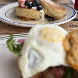 Breakfast Sandwich
