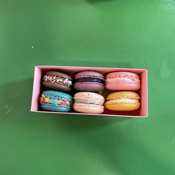 Omg Squee - macarons - Desserts Near Me - Austin, Texas