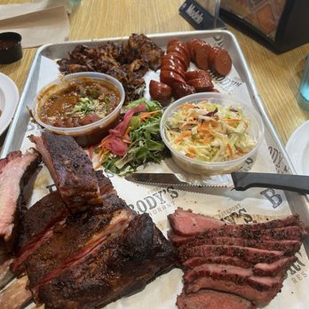 Brody's Restaurant - Barbeque Near Me - Sacramento, California
