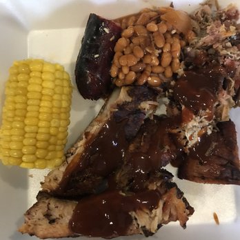 Toms Barbeque - Rib tips, pulled pork, bologna - Barbeque Near Me - Memphis, Tennessee