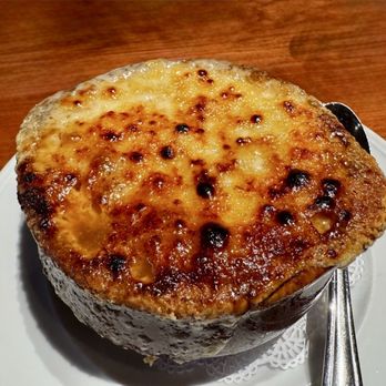 Clyde's Willow Creek Farm - French Onion Soup - New American Near Me - Broadlands, Virginia