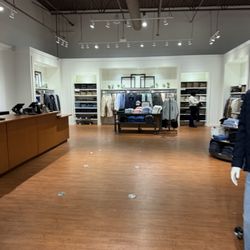 Banana Republic Factory Store