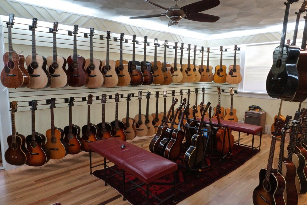 JERRY’S LEFTY GUITARS Updated August 2024 2401 Bern Creek Lp