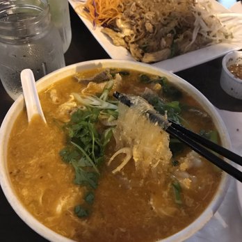 Andy's Thai Kitchen - Sukiyaki Noodle Soup - Thai Near Me - Chicago, Illinois Andy's Thai Kitchen - Sukiyaki Noodle Soup - Thai Near Me - Chicago, Illinois