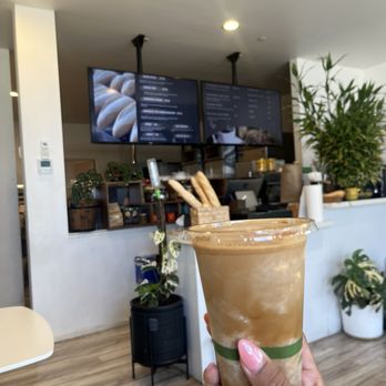 Le’s Banh Mi - Coconut Coffee - Cafes Near Me - Honolulu, Hawaii Le’s Banh Mi - Coconut Coffee - Cafes Near Me - Honolulu, Hawaii