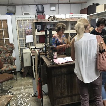 Farmhouse 44 - Used, Vintage & Consignment Near Me - Fort Myers, Florida Farmhouse 44 - Used, Vintage & Consignment Near Me - Fort Myers, Florida