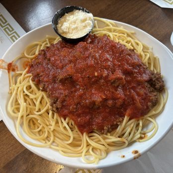 Matthews Diner - Italian spaghetti with meat sauce - Diners Near Me - Waldwick, New Jersey Matthews Diner - Italian spaghetti with meat sauce - Diners Near Me - Waldwick, New Jersey