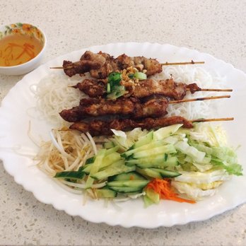 Pho Hong Vietnamese Restaurant - #37: Chicken skewers with rice vermicelli - Vietnamese Near Me - Burnaby, British Columbia Pho Hong Vietnamese Restaurant - #37: Chicken skewers with rice vermicelli - Vietnamese Near Me - Burnaby, British Columbia