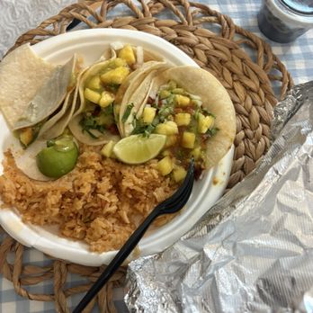 Dos Chamucos Taqueria - Al pastor tacos - Mexican Near Me - Newcastle, Washington