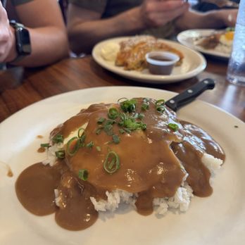 Moke's Bread & Breakfast - Loco moco - Breakfast & Brunch Near Me - Kailua, Hawaii
