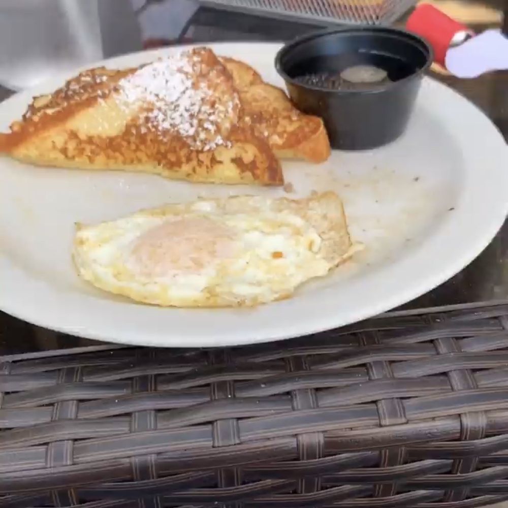 Lucky's on 16th - French toast, over easy eggs, & the bacon that was already eaten - American Near Me - Cedar Rapids, Iowa Lucky's on 16th - French toast, over easy eggs, & the bacon that was already eaten - American Near Me - Cedar Rapids, Iowa
