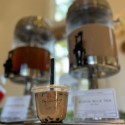 Pearlfect Boba - They even customized these cute labels for our cups to fit with the baby shower theme