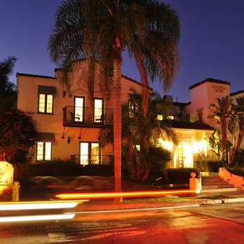 The Eagle Inn - Night time view of The Eagle Inn - Hotels Near Me - Santa Barbara, California