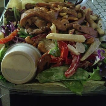 Dos Coyotes Border Cafe - Coyotes Yin Yang Salad - Tex-Mex Near Me - Davis, California Dos Coyotes Border Cafe - Coyotes Yin Yang Salad - Tex-Mex Near Me - Davis, California