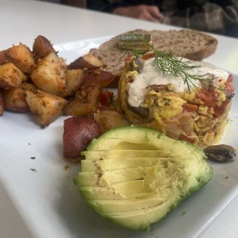 Fambrini's Cafe - Smoked salmon scramble - Sandwiches Near Me - Palo Alto, California