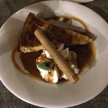 Le Mistral - Apple pie dessert - Restaurants Near Me - Cassis, 13
