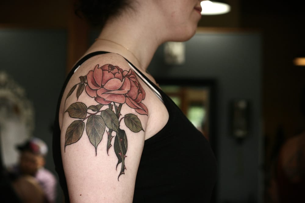 Wonderland Tattoo Logo