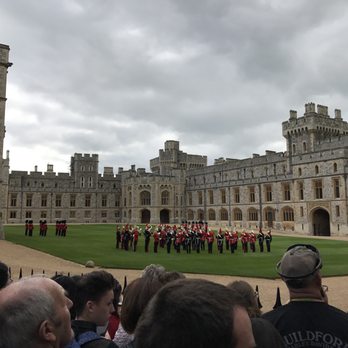 Buckingham Palace - Landmarks & Historical Buildings Near Me - London, XGL Buckingham Palace - Landmarks & Historical Buildings Near Me - London, XGL