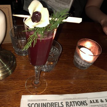 Cahoots Bar - Bars Near Me - Soho, XGL