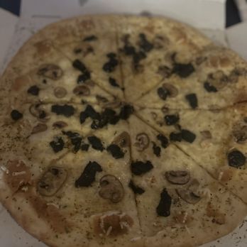 Dante’s Tavern - 14" Vegan Beatrice Pie - Bars Near Me - Chicago, Illinois