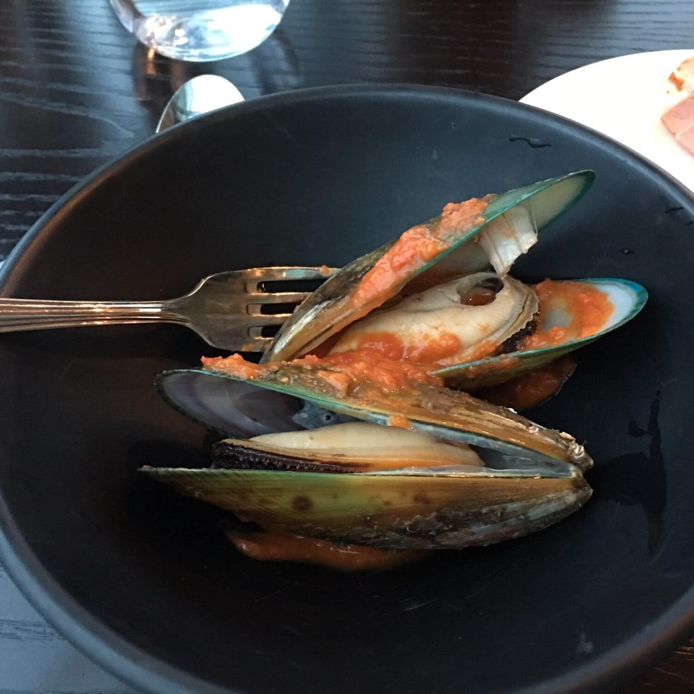 Green lipped mussels.