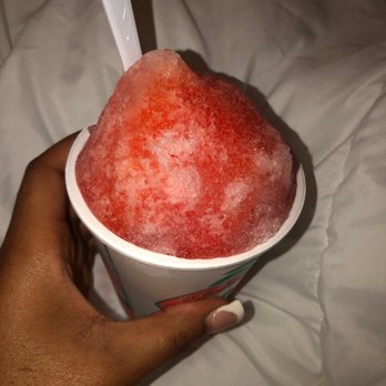 Bahama Buck's - Arlington - a hand holding a cup of frozen fruit - Juice Bars & Smoothies Near Me - Arlington, Texas Bahama Buck's - Arlington - a hand holding a cup of frozen fruit - Juice Bars & Smoothies Near Me - Arlington, Texas