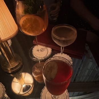 Swan Room - Drinks - Bars Near Me - New York, New York Swan Room - Drinks - Bars Near Me - New York, New York