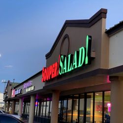 Souper Salad - Viscount plaza