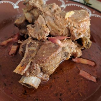 Tabernáculo do Rio - Close up of ribs - Portuguese Near Me - Tomar, 20