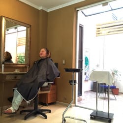 Octavio Martinez Salon de peluqueros.