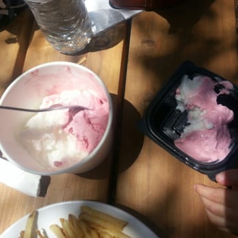 Splurge - Lemon and berry!  Yuuuuum!!! - Ice Cream & Frozen Yogurt Near Me - Phoenix, Arizona