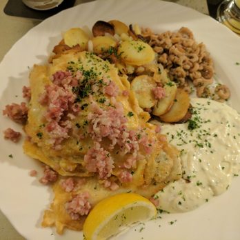 Der Kutterfischer - Schollenfilets mit Krabben und Speck - Seafood Near Me - Bremerhaven, HB