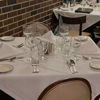 Mediterraneo Restaurant - Spanish Near Me - Bayonne, New Jersey