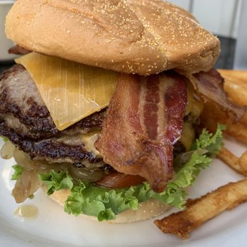 Wildberry Restaurant - Summit Burger - American Near Me - Ashford, Washington Wildberry Restaurant - Summit Burger - American Near Me - Ashford, Washington