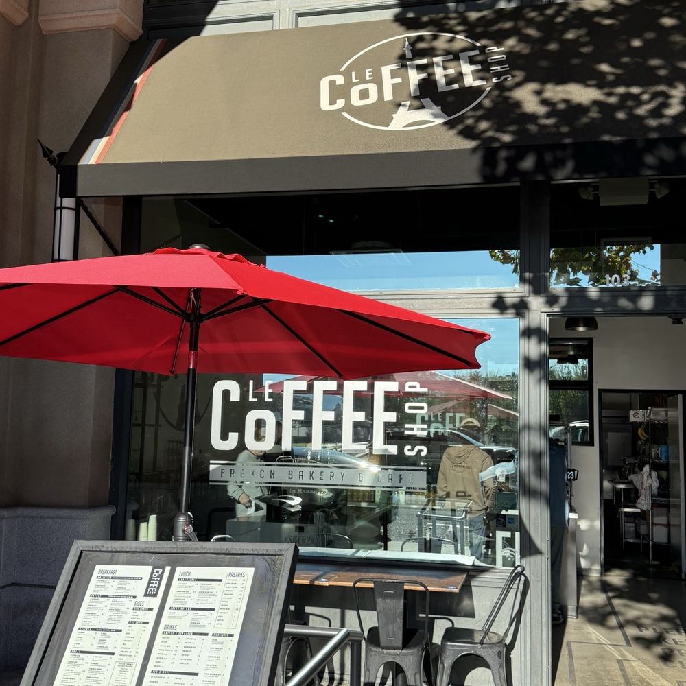 Le Coffee Shop - Breakfast & Brunch Near Me - Temecula, California