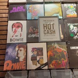 Hot Topic