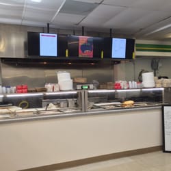 Sierra Liquor - Restaurant counter