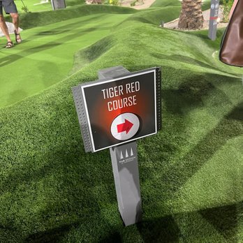 PopStroke - Mini Golf Near Me - Glendale, Arizona