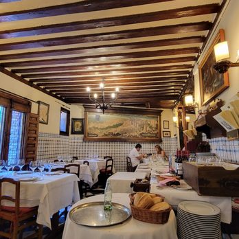 Botín - Spanish Near Me - Madrid, M