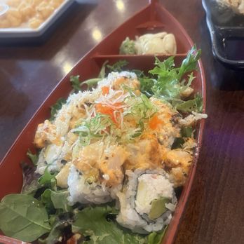 Fish and Knife - SR12. Cowboy Roll - Japanese Near Me - Trophy Club, Texas