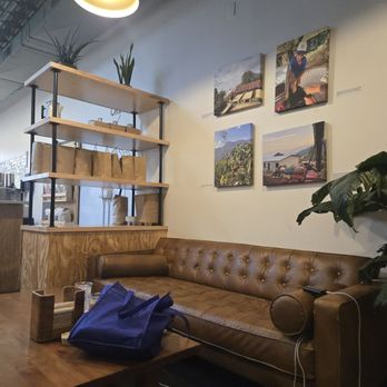 Zeke's Coffee of DC - Seating - Coffee Roasteries Near Me - Washington, DC, District of Columbia Zeke's Coffee of DC - Seating - Coffee Roasteries Near Me - Washington, DC, District of Columbia