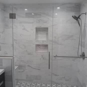 Allglass Bath - Model 295 low iron with brushed nickel hardware, ladder pull style handle on door and towel bar with diamond seal coating - Glass & Mirrors Near Me - Upland, California