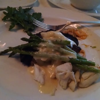 Grill 225 - Steak Oscar - Steakhouses Near Me - Charleston, South Carolina Grill 225 - Steak Oscar - Steakhouses Near Me - Charleston, South Carolina